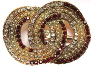 Golden-Red Kundan Brooch-sareeh Pin