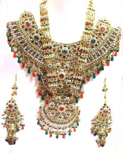 Kundan bridal jewelry set