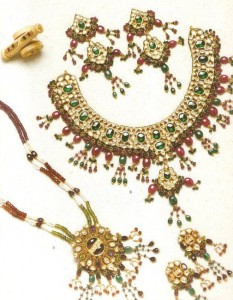 Bridal Kundan jewelry, made in Pakistan