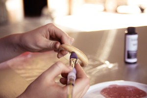 Applying Inkodye on Wooden Bangle