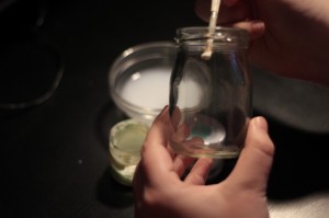 Applying paint dots into Jar