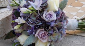DIY Floral Arranging: 7 Easy and Beautiful Flower Arrangements