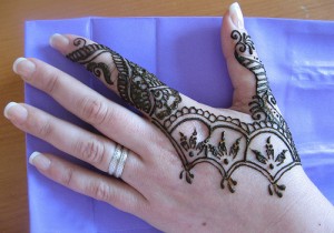 Nice Victory Back Hand Mehendi Design