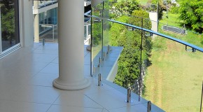 Benefits of Using Glass Balustrade for Home
