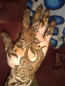 Bold Mehndi Design